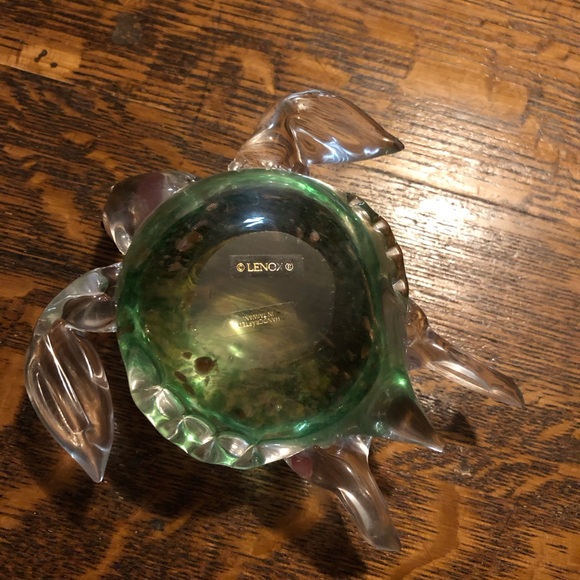 Lenox Art Glass Green Turtle with Gold Flecks - Picture 2 of 3